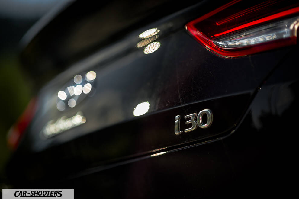 Hyundai I30 Fastback – detail, rear badge close-up