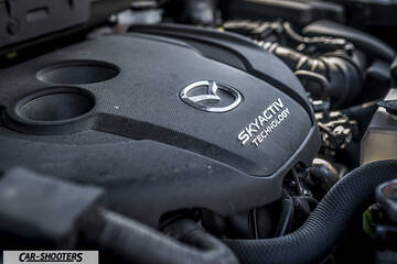 Mazda CX 5 – engine bay, skyactiv technology engine cover