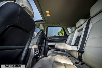 Mazda CX 5 – interior, leather rear seats and sunroof