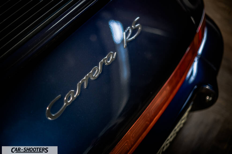 Porsche – detail, emblem close-up