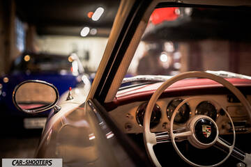 Porsche – interior, classic steering wheel and dashboard