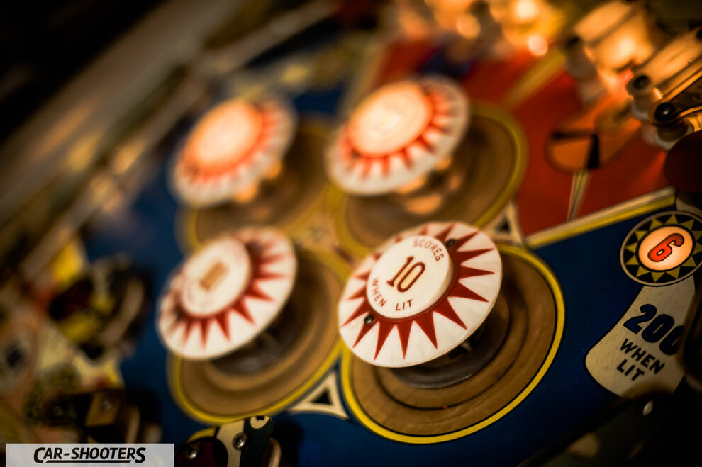 Porsche – detail, pinball machine bumpers close-up