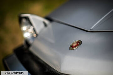 Fiat X1 9 Storia – detail, badge and pop-up headlight close-up
