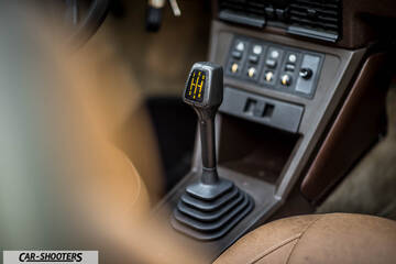 Fiat X1 9 Storia – interior, manual gear shifter and center console