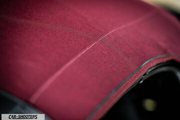 Mazda MX 5 Cherry Edition – detail, convertible soft top close-up