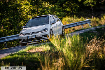 Volkswagen Golf R – front three-quarter, white on a country road