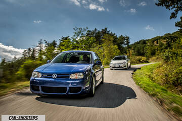 Volkswagen Golf R – front three-quarter, blue on a country road