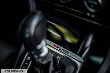 Volkswagen Golf R – interior, gear shifter and center console