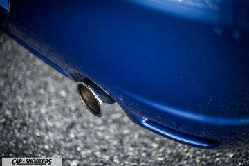 Volkswagen Golf R – detail, exhaust tip close-up