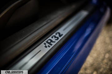 Volkswagen Golf R – detail, door sill close-up