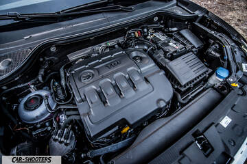 Seat Ateca – engine bay, clean modern engine bay