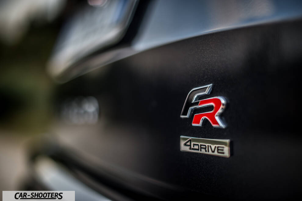 Seat Ateca – detail, fr badging close-up