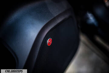 Seat Ateca – detail, speaker grille close-up