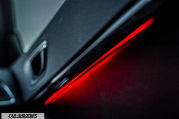 Seat Ateca – detail, red ambient lighting strip close-up