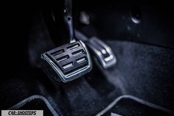 Seat Ateca – detail, metal pedal close-up