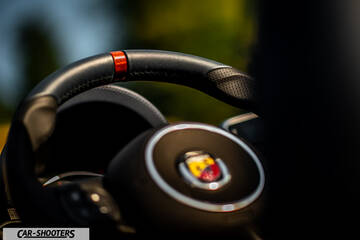 Abarth 695 Rivale – detail, steering wheel close-up