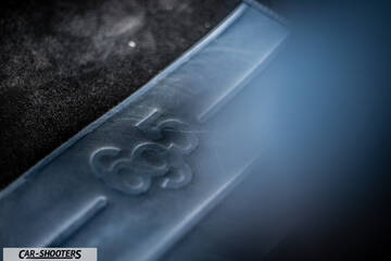 Abarth 695 Rivale – detail, door sill close-up