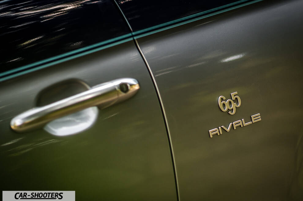 Abarth 695 Rivale – detail, door handle and emblem close-up