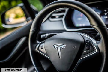 Tesla Model X – dashboard, leather steering wheel close-up