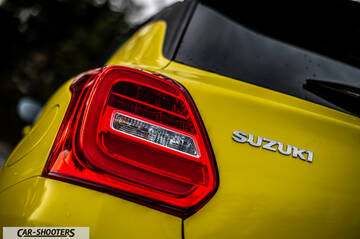 Suzuki Swift Sport – detail, taillight and badge close-up