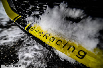 Suzuki Swift Sport – detail, bumper with snow close-up