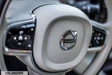 Volvo V60 – detail, steering wheel close-up