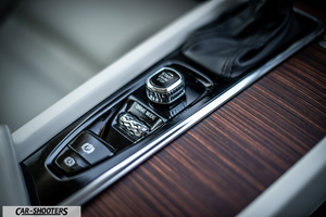 Volvo V60 – detail, center console start button
