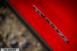 Jeep Compass – detail, emblem close-up
