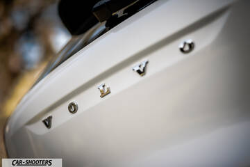 Volvo XC 40 – detail, rear badge close-up