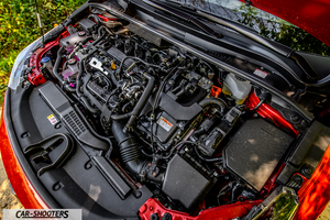 Toyota Corolla Hybrid – engine bay, clean engine compartment layout