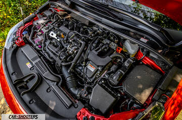 Toyota Corolla Hybrid – engine bay, clean engine compartment layout