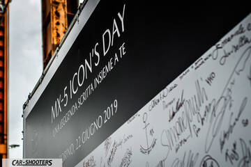 detail, event sign with signatures