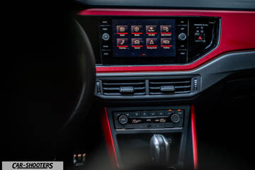 Volkswagen Polo GTI – dashboard, infotainment screen and climate controls