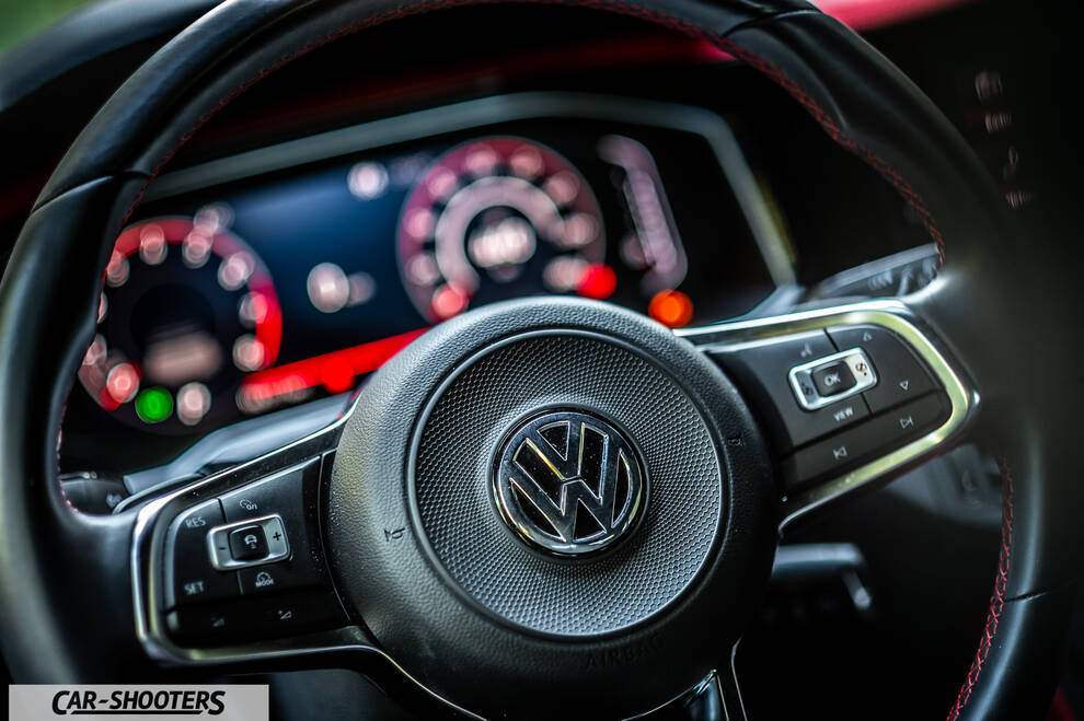 Volkswagen Polo GTI – dashboard, digital instrument cluster