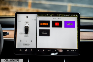 Tesla Model 3 – dashboard, large central touchscreen display