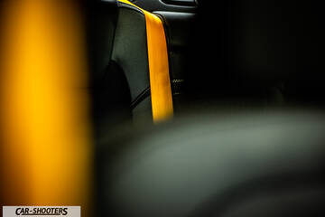 Volvo s60 polestar – interior, yellow seat belt close-up