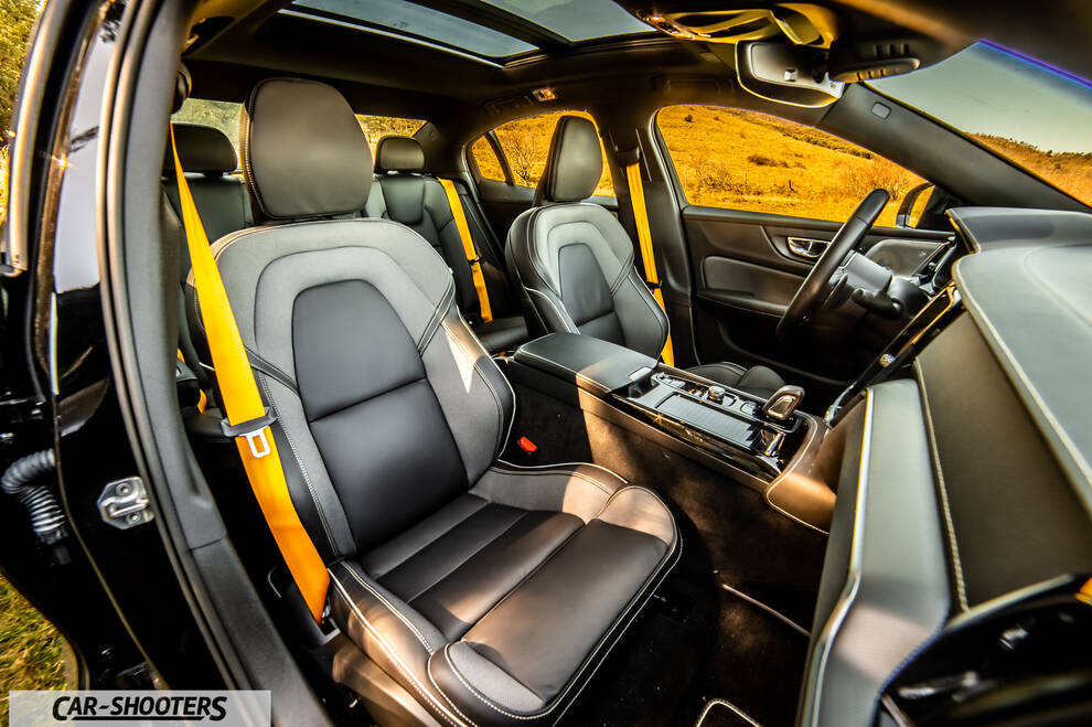 Volvo s60 polestar – interior, leather front seats and yellow seatbelts
