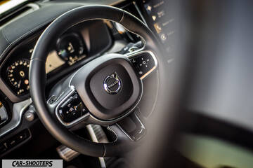 Volvo s60 polestar – dashboard, leather steering wheel close-up