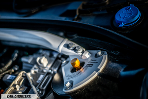 Volvo s60 polestar – engine bay, suspension strut brace detail