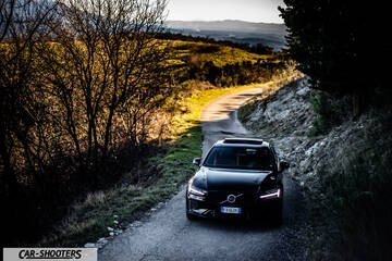 Volvo s60 polestar – front three-quarter, black on a country road