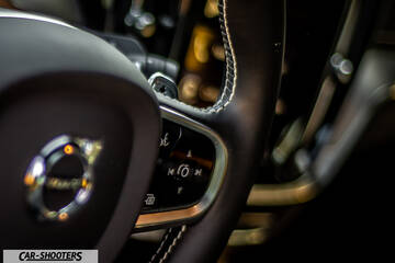 Volvo s60 polestar – interior, steering wheel controls close-up