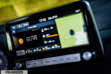 Hyundai Kona electric – detail, infotainment touch screen display