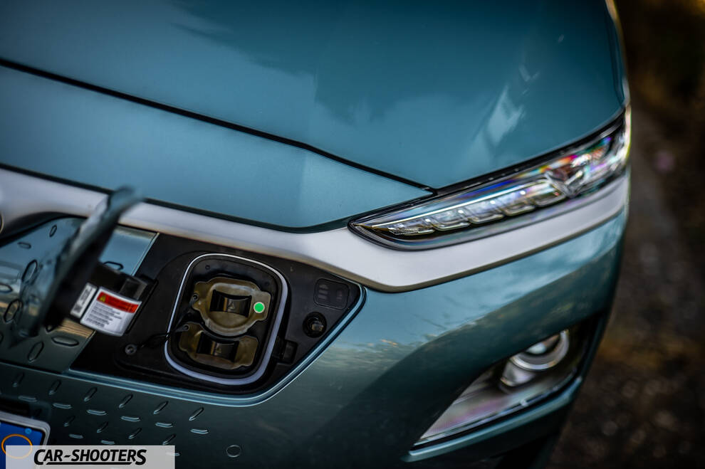 Hyundai Kona electric – detail, charging port close-up