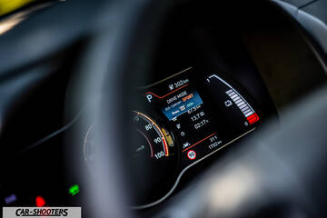 Hyundai Kona electric – dashboard, digital instrument cluster