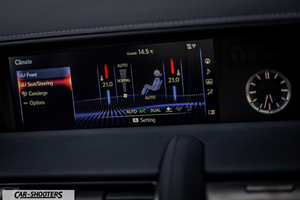 Lexus LC500h – dashboard, climate control infotainment screen