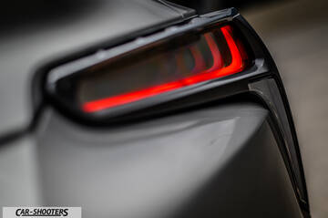 Lexus LC500h – detail, taillight close-up
