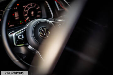Volkswagen Golf Gti Tcr – dashboard, steering wheel close-up