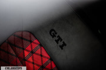 Volkswagen Golf Gti Tcr – detail, plaid seat upholstery with embroidered logo
