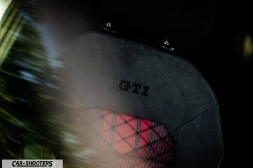 Volkswagen Golf Gti Tcr – interior, plaid patterned front seat