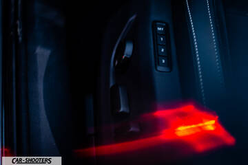 Skoda Superb – detail, power seat memory controls